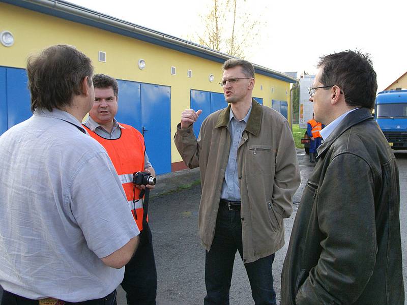 Ve Václavské ulici v Chrudimi došlo k havárii vody. Voda zaplavila provozní objekt společnosti VaK Chrudim.