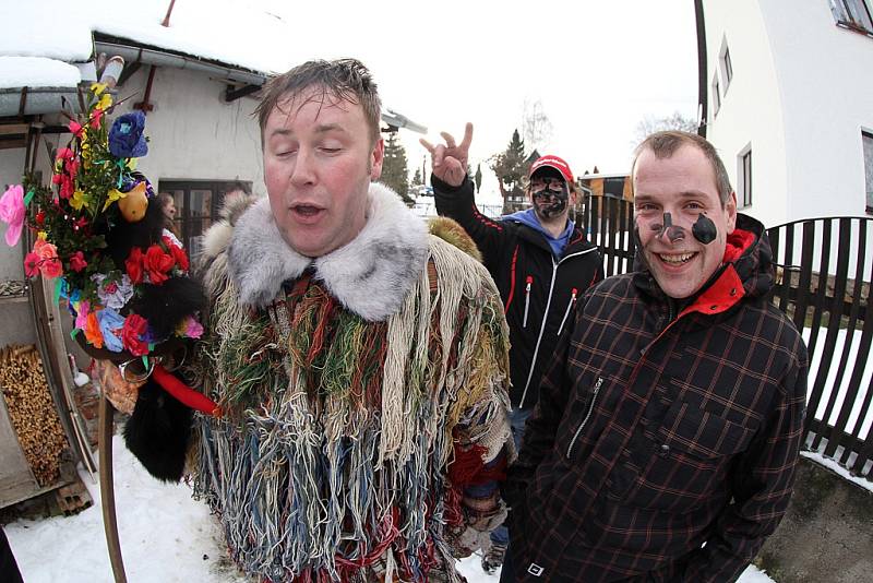 Masopustní obchůzka ve Vortové u Hlinska.