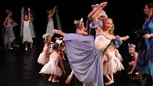 Závěrečné představení tanečního oddělení ZUŠ Chrudim - pohádka Princezna se zlatou hvězdou na čele