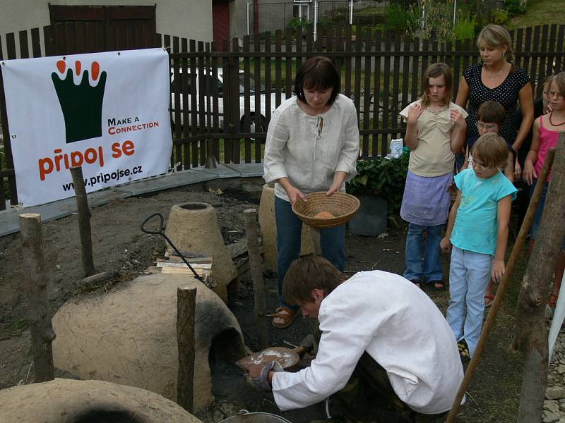 Z činnosti projektu Make a Connection.