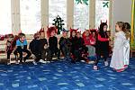 V Mateřské školce Víta Nejedlého v Chrudimi si děti mohly v pátek při Čertovském rojení natrénovat mikulášskou nadílku.