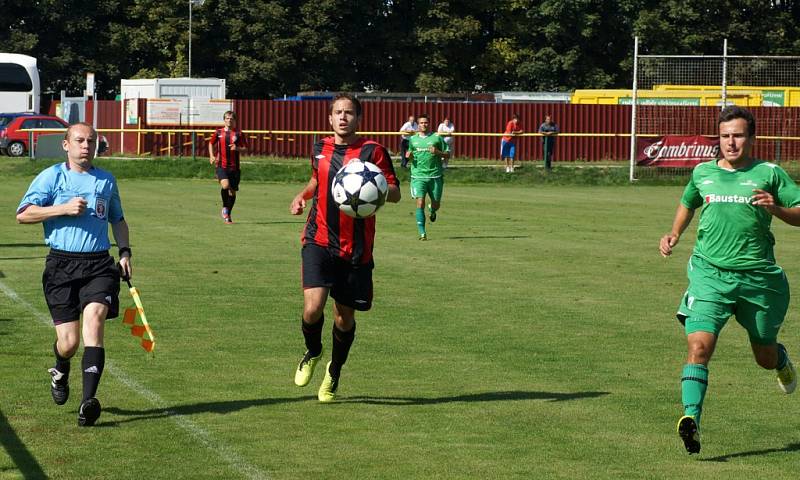 Z třetiligového utkání Karlovy Vary - MFK Chrudim 3:3. 