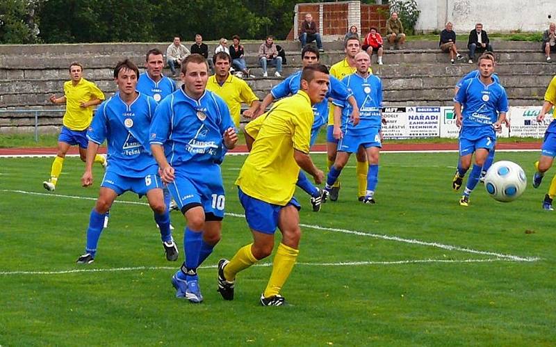 Divizní derby AFK Chrudim - Ústí nad Orlicí skončilo remízou 2:2.