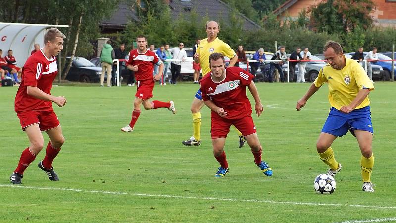 Z utkání druhého kola ČFL Louňovice - MFK Chrudim 2:0 (1:0)
