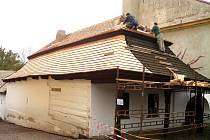 Muzeum dýmek v Proseči bude mít novou střechu.