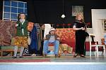 Divadelní ochotnický spolek Třemošnice uvedl divadelní veselohru amerického autora Johna Patricka s názvem „Manžel pro Opalu“.