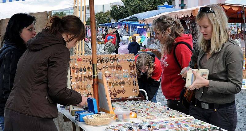 Svatováclavským jarmarkem žila o víkendu Skuteč.