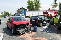 Nehoda u Heřmanova Městce si vyžádala tři zranění. 