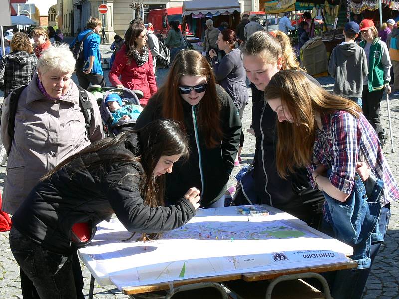O vyplnění pocitové mapy byl při Dni země na Resselově náměstí velký zájem.