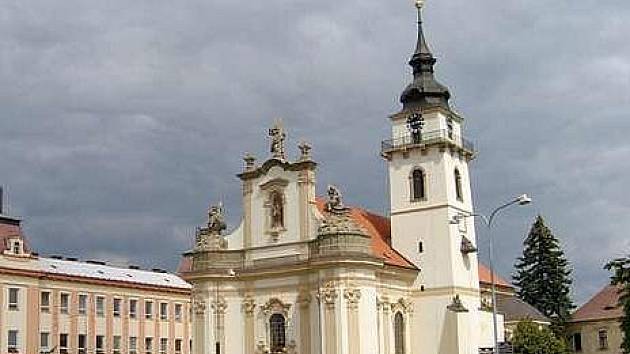 Děkanský kostel sv. Bartoloměje v Heřmanově Městci.