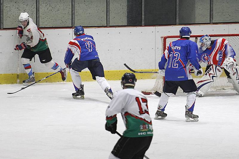 Hlinsko porazilo v play off krajské ligy Litomyšl v prvním střetnutí na domácím ledě 5:2.