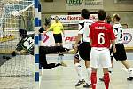 Era–Pack Chrudim prohrál v závěrečném utkání základní skupiny UEFA Futsal Cupu s Iberia Star Tbilisi 0:5 a ve skupině tak obsadil druhé postupové místo.