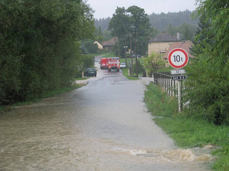 MLADOŇOVICE. Takto to vypadalo v sobotu dopoledne v Mladoňovicích