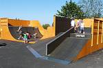 Skate and bike park v Nasavrkách byl slavnostně otevřen první den nového školního roku.