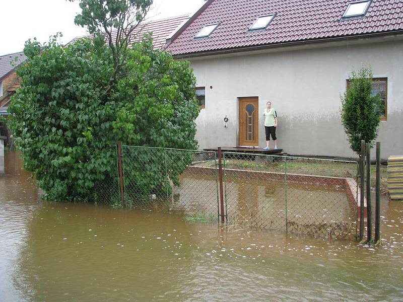 SMRKOVÝ TÝNEC. Záplavy ve Smrkově Týnci