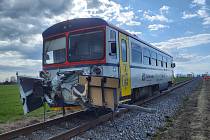 Nehoda dodávky a osobního vlaku se stala na železničním přejezdu v obci Moravany.