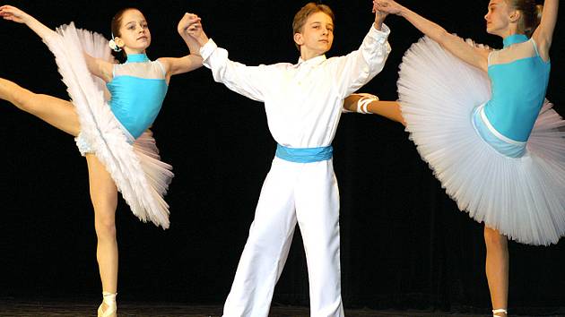 Pardubická Arabeska vyvrcholila v neděli baletním koncertem v Divadle Karla Pippicha v Chrudimi.