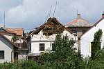 Lidé v obcích na Chrudimsku stále bojují s následky řádění přírodních živlů.