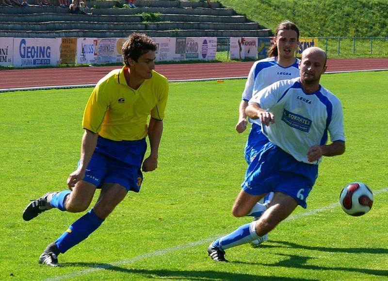 Fotbalové utkání divize C AFK Chrudim - Převýšov. 