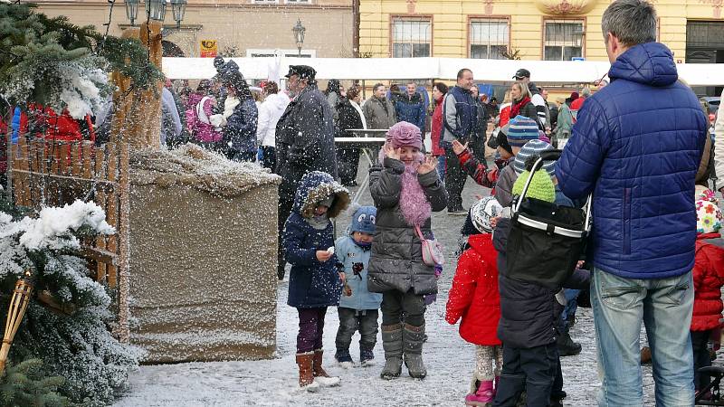 Mikulášský jarmark na Resslově náměstí