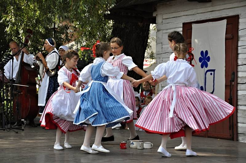 Z 19. ročníku Adámkových folklorních slavností v Hlinsku.