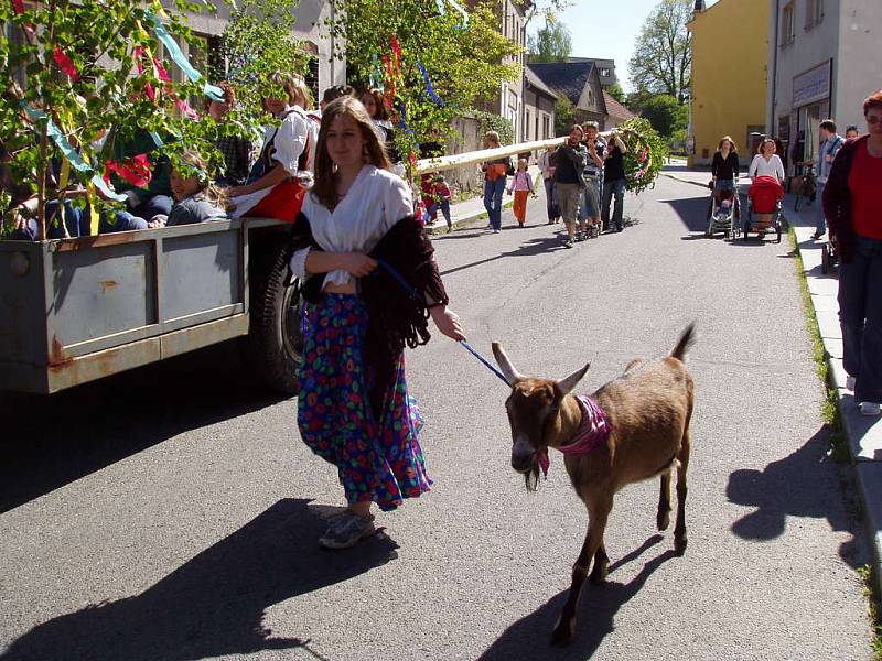 Takhle vypadaly prvomájové oslavy a majáles ve Skutči v loňském roce.