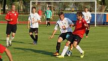 Z přípravného utkání MFK Chrudim - FC Hradec Králové junioři 0:0.