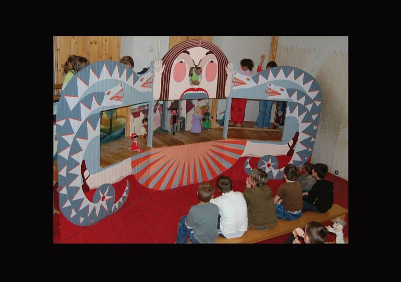 Herna pro děti „Dotýkati se dovoleno“, 1995–2011
