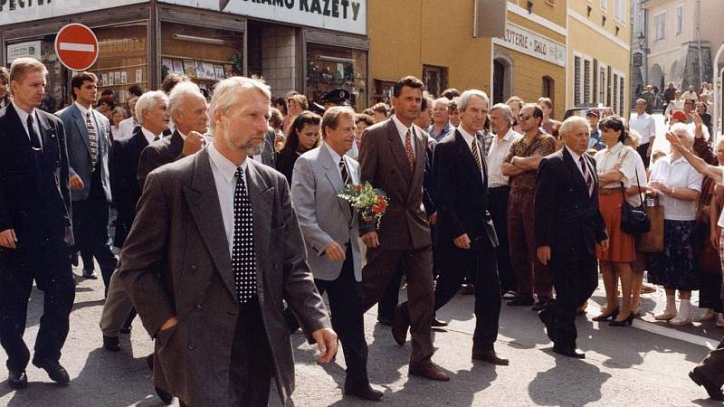 Dobové fotografie z návštěvy Václava Havla v Chrudimi 28.08.1996.