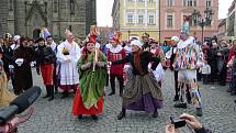 Masopustní obchůzku v Chrudimi obstaral tradičně folklorní soubor Kohoutek.