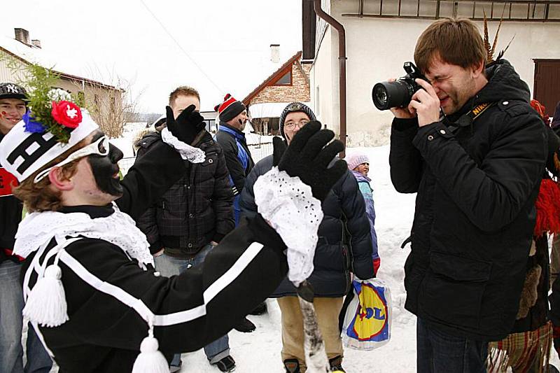 Masopustní průvod ve Studnicích v únoru 2010.