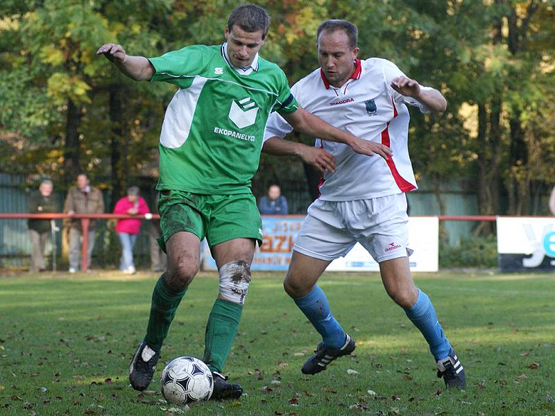 Z fotbalového utkání I.A třídy Heřmanův Městec - Načešice