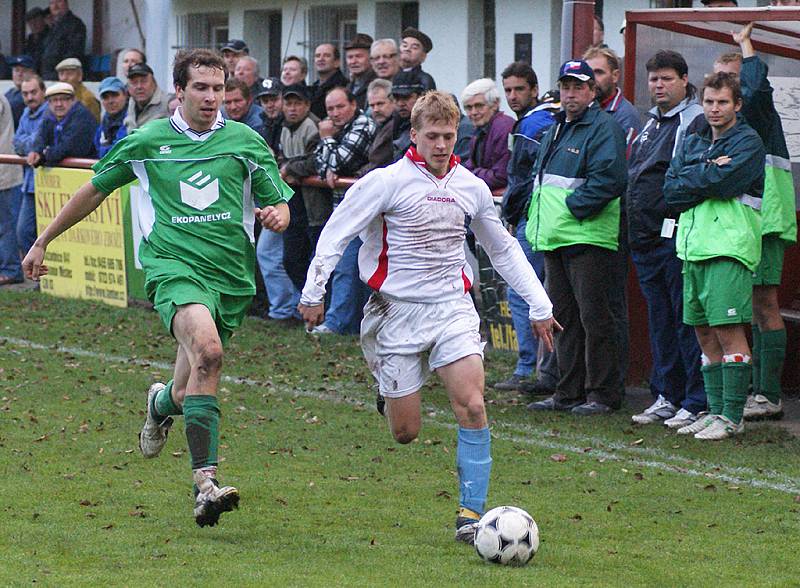 Z fotbalového utkání I.A třídy Heřmanův Městec - Načešice