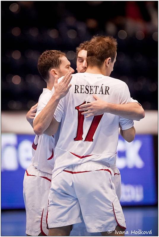 Elitní skupina UEFA Futsal Cupu: Era-Pack Chrudim porazil rumunský Targu Mures 9:1.