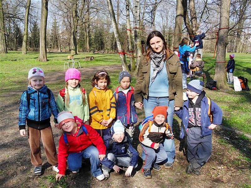 NA VŠECHNY ÚČASTNÍKY druhého ročníku Sportovně – přírodovědného dne čekala Na Střelnici zábava, ale také poučení. 