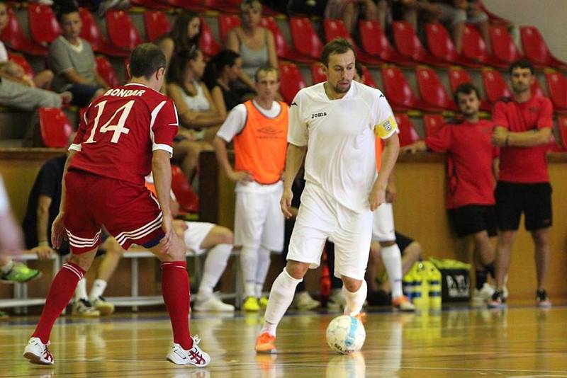 Z přípravného futsalového dvojutkání FK Era-Pack Chrudim - Lokomotiv Charkov.