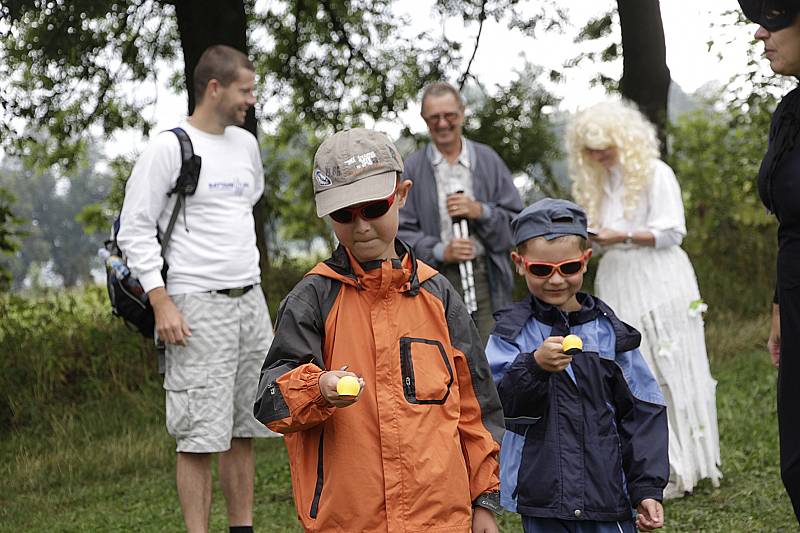 Pětatřicátý ročník tradičního turistického pochodu a cyklojízdy Krajem malířů Vysočiny letos doplnil i pohádkový les pro děti.