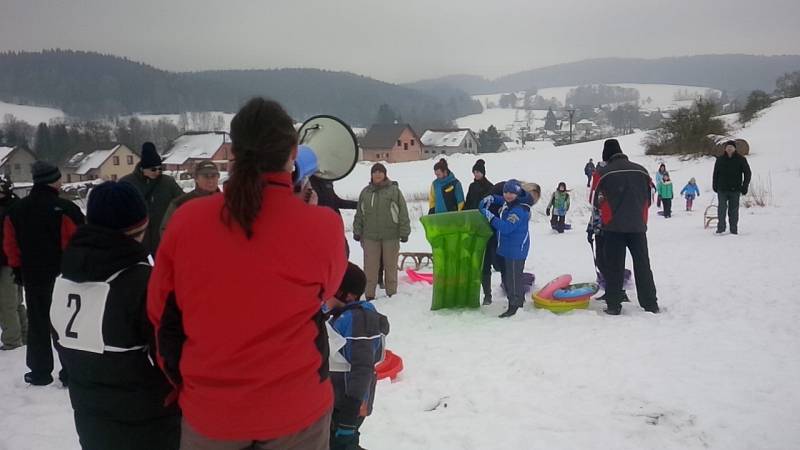 Sjezd na čemkoliv v Bojanově