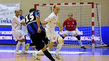 Úvodní finálové utkání play off Jetbull Futsal ligy přineslo psychologicky velmi důležitý první bod obhájci mistrovského titulu po výhře nad jeho největším ligovým konkurentem.