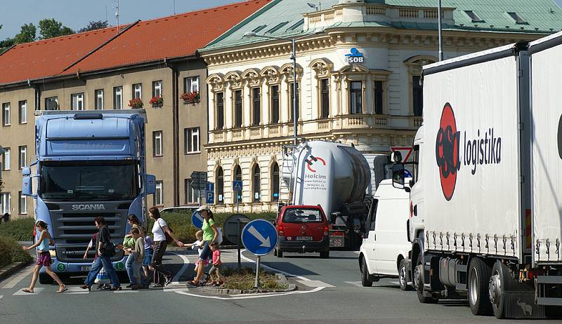 Dopravní špička v Chrudimi.