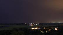 Noční bouřka ze čtvrtka 26. května 2011 na pátek 27. května nabídla nádhernou podívanou i nad Chrudimí.