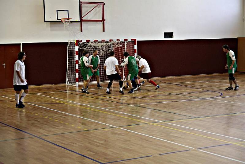 V Chrasti uvítali nový rok futsalovým turnajem. 