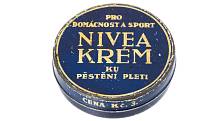 Z webové výstavy Kosmetika - krása na prodej. Krém Nivea, 30. léta 20. století.