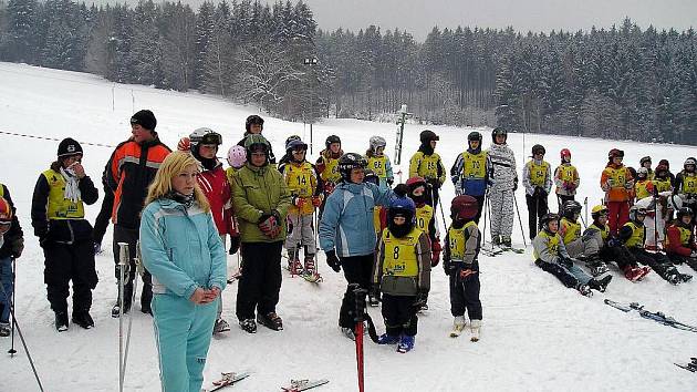 Přebor škol mikroregionu Hlinecko v lyžování v Trhové Kamenici.