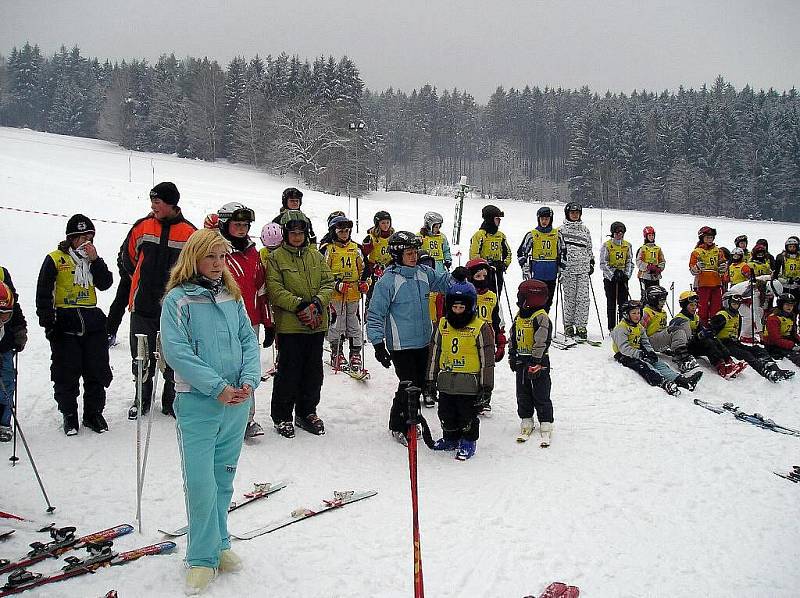 Přebor škol mikroregionu Hlinecko v lyžování v Trhové Kamenici.