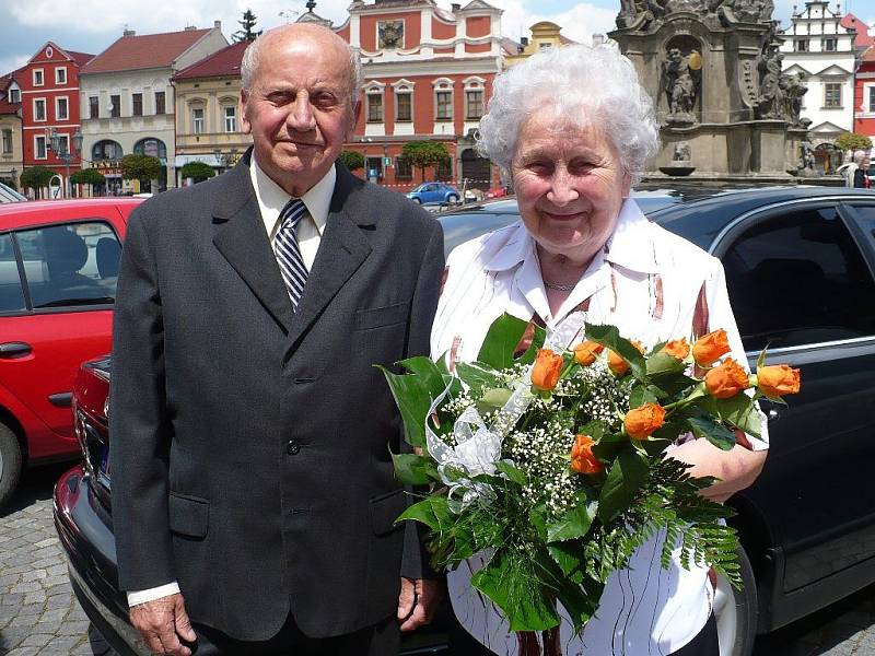 Manželé Adéla a Jaroslav Havrdovi  oslavili diamantovou svatbu.