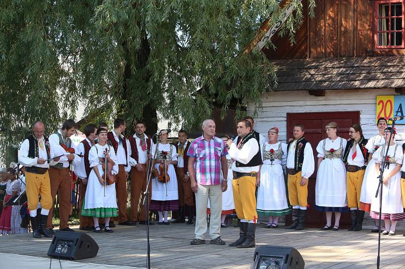 Adámkovy folklorní slavnosti.