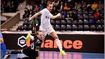 Elitní skupina UEFA Futsal Cupu: Era-Pack Chrudim porazil rumunský Targu Mures 9:1.