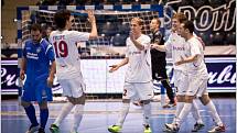 Elitní skupina UEFA Futsal Cupu: Era-Pack Chrudim porazil rumunský Targu Mures 9:1.