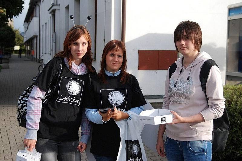 Žáci SOŠ A SOU  technického v Třemošnici tradičně pomáhají nadaci Světluška.
